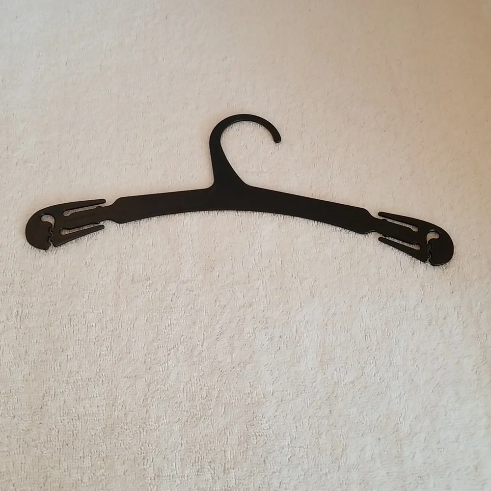 20 Bra Hangers